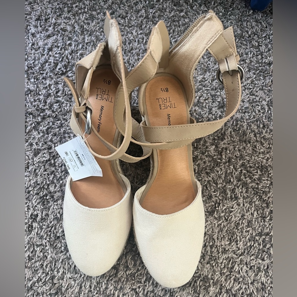 Time and Tru Women's Tan Wedge Sandals